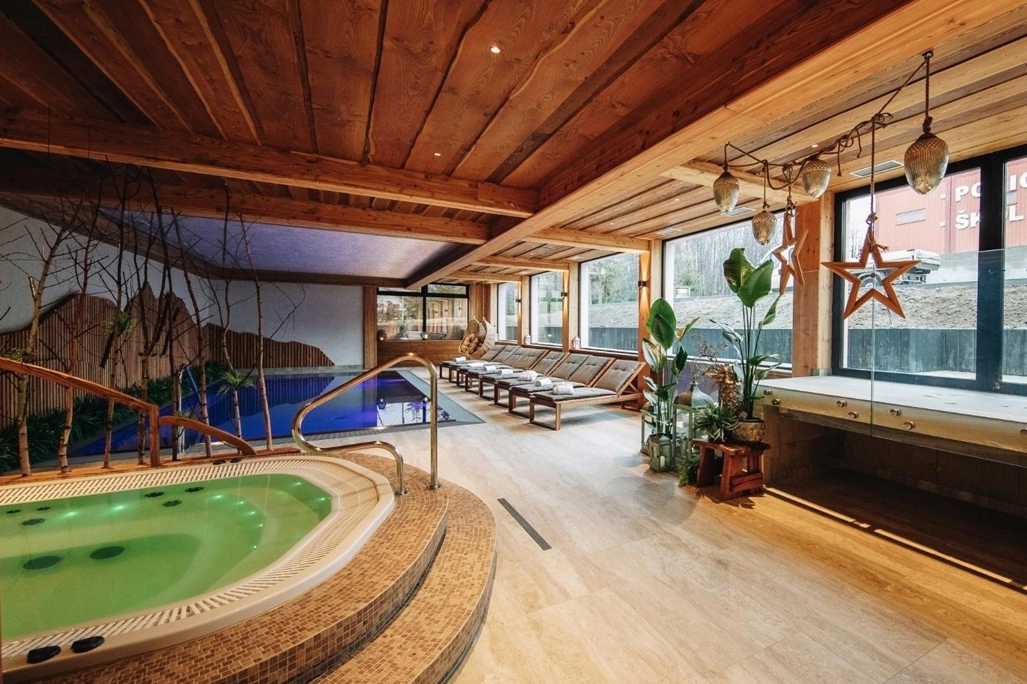 Wellness Penzion Zora Family タトランスカ・ ロムニツァ エクステリア 写真
